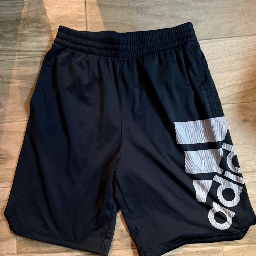2 black shorts - Picture 3 of 3